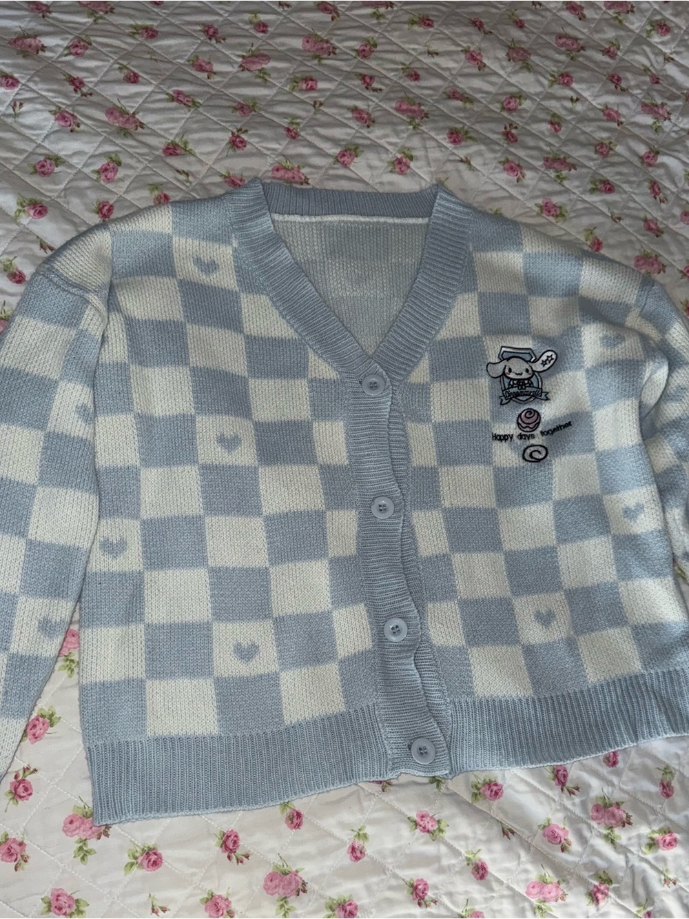 Blue & white checkered cardigan with hearts and cinnamoroll